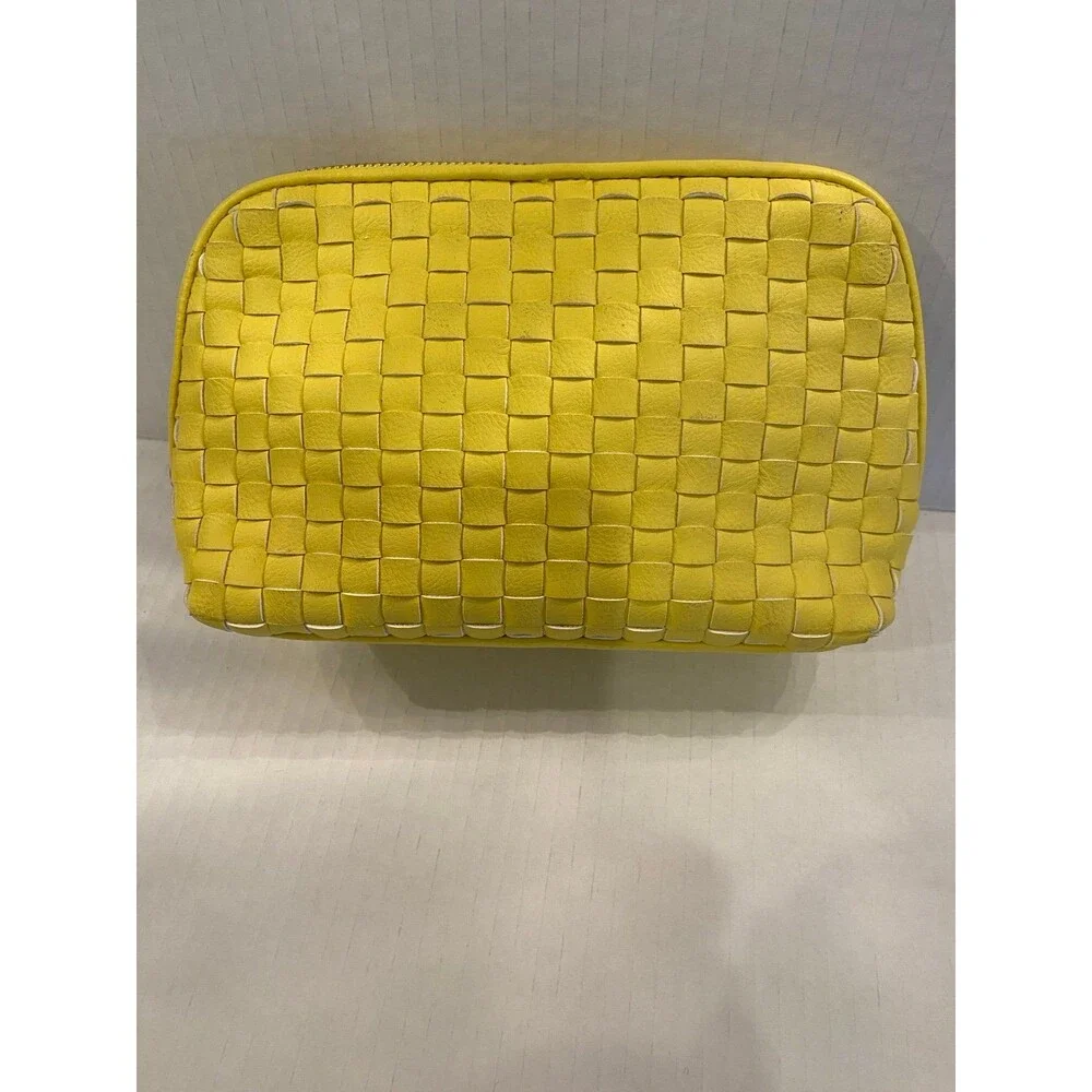 Merona Makeup Bag‎ Unique Bright Yellow Woven Design Cosmetic Purse Zipper Top